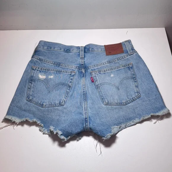 Levi’s 501 Denim Light Wash High Waisted Distressed Shorts - Picture 2 of 7